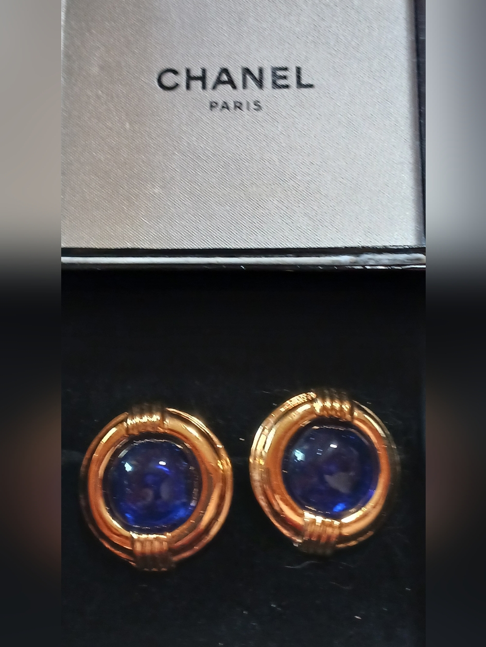 CHANEL Gold and Deep Blue Round Giroux Clip-On Earrings - Picture 2 of 13